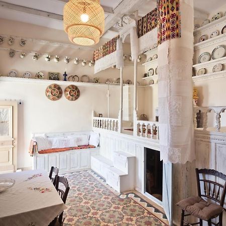 Traditional Karpathian House Menetai Экстерьер фото